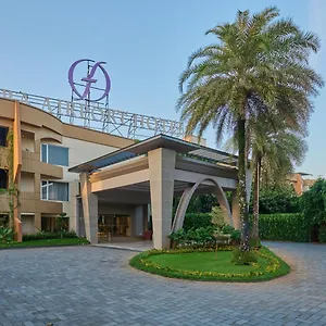 https://flora-airport-hotel.hotels-alappuzha.com