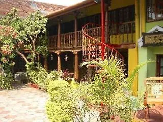 Rossitta Wood Castle Bed and Breakfast Kochi Bed & Breakfast
